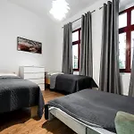 Appartement Center Premium With Private Garage Parking