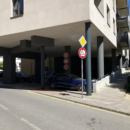 Apartment Center Premium With Private Garage Parking Kosice